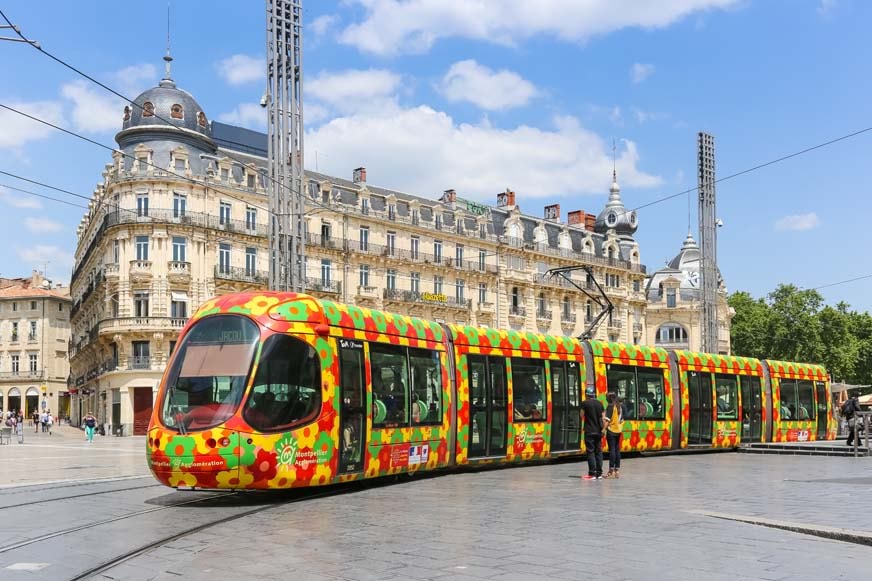 Montpellier modernisiert Straßenbahnen mit Hilfe von ROQSTAR Ethernet Switches